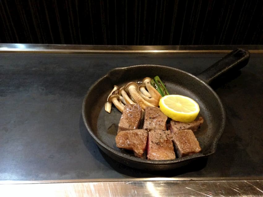 大和牛のサイコロステーキ