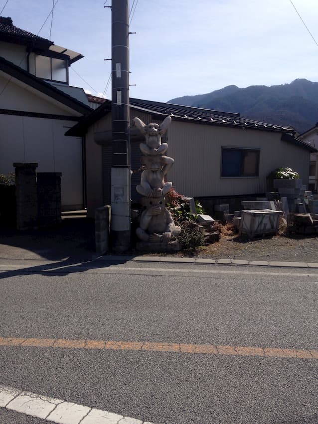 石像