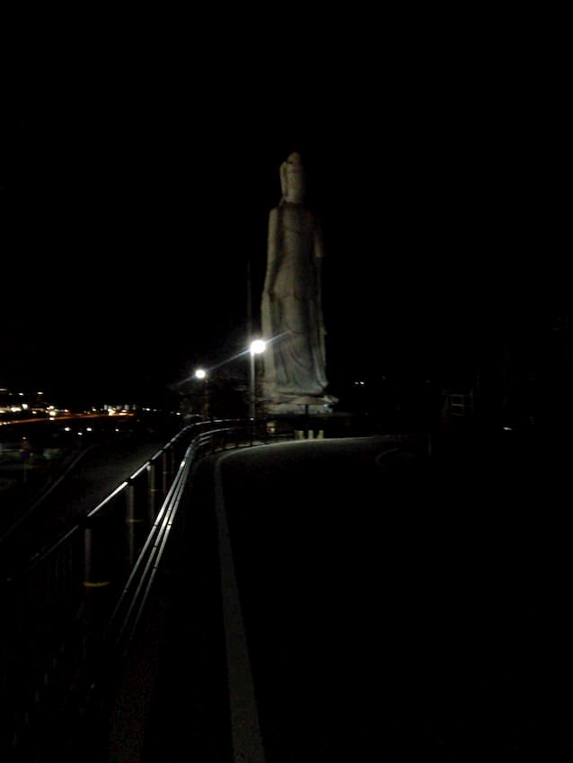 平和観音