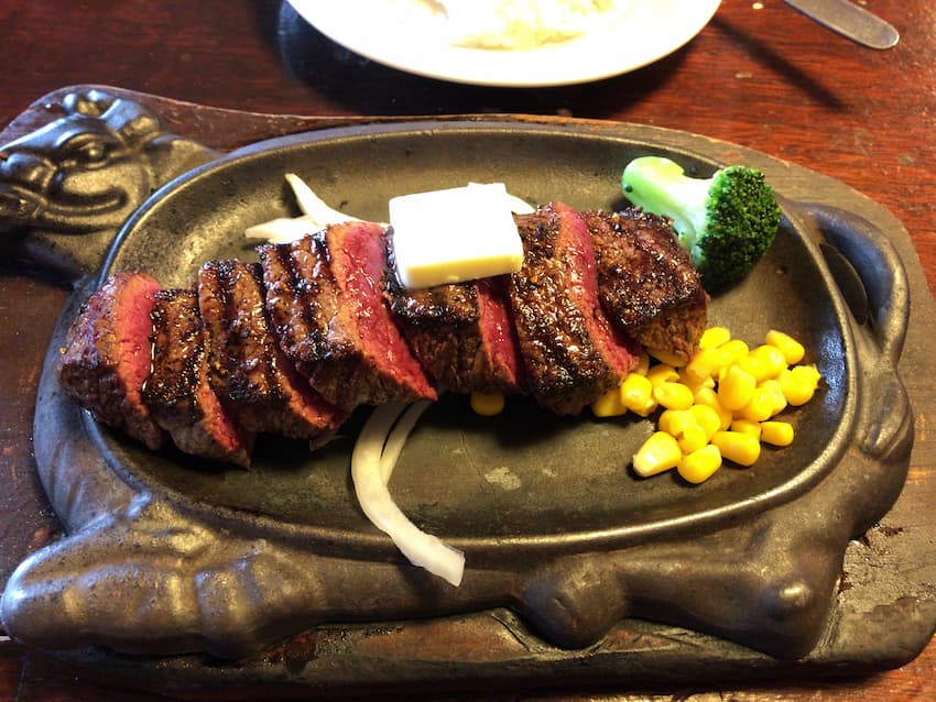 ビーフステーキ