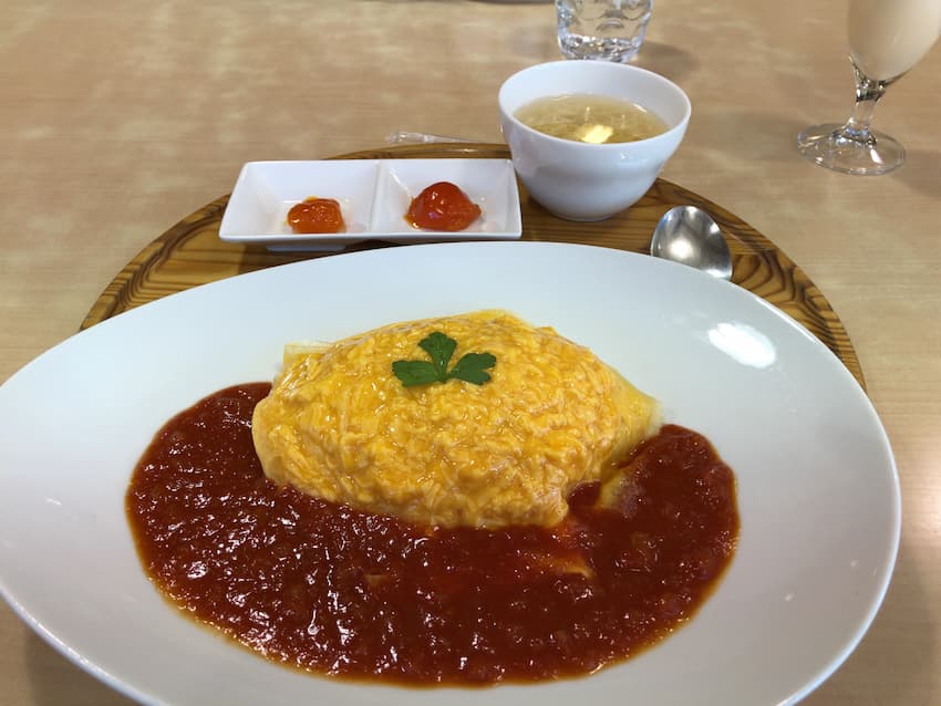 たまごの味噌漬けとオムライス