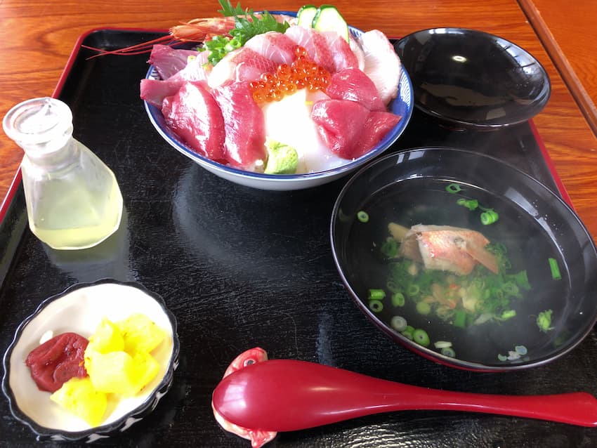 金目ちらし