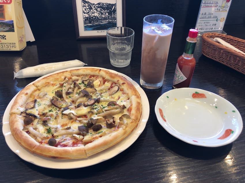信州ピザとアイスココア