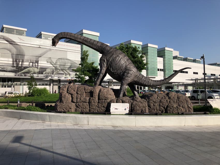 福井駅前