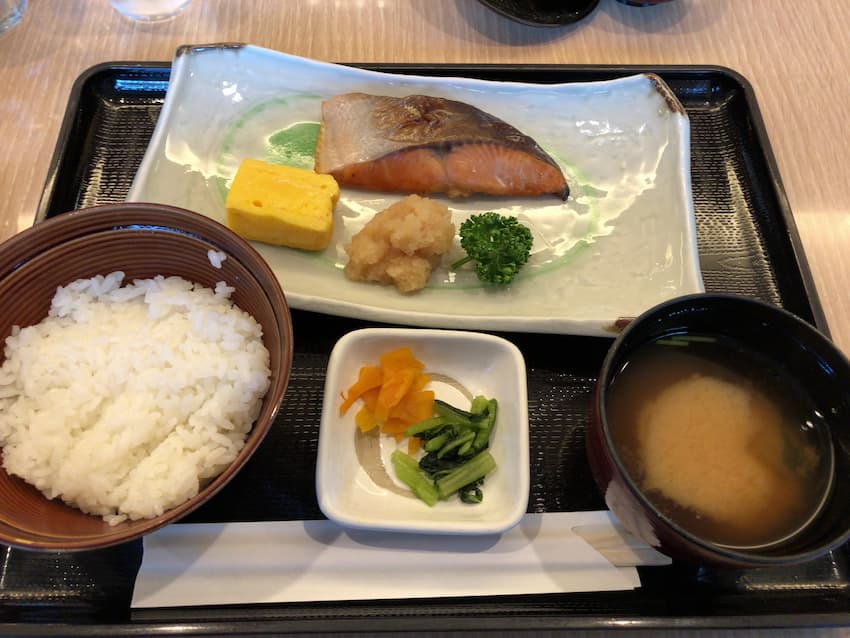 和朝食