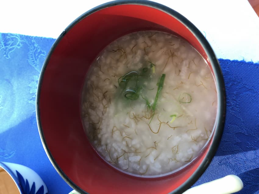 朝食