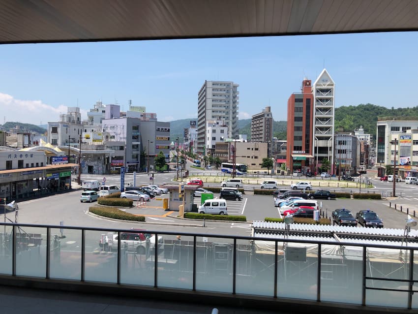 岩国駅前