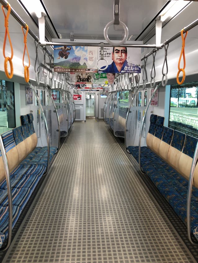 車内