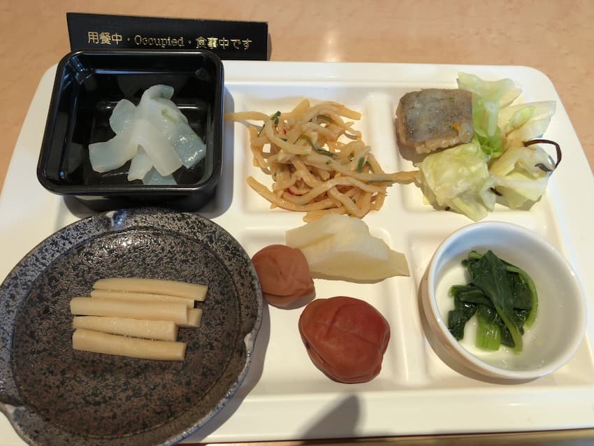 朝食バイキング