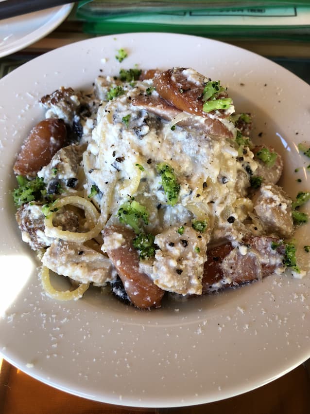 白い丸森 肉ナポリタン
