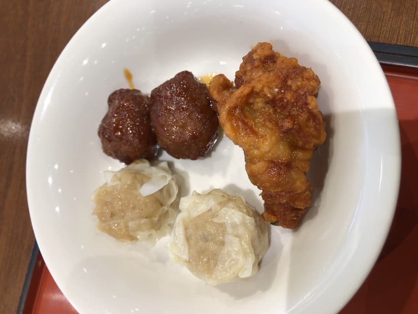 朝食バイキング