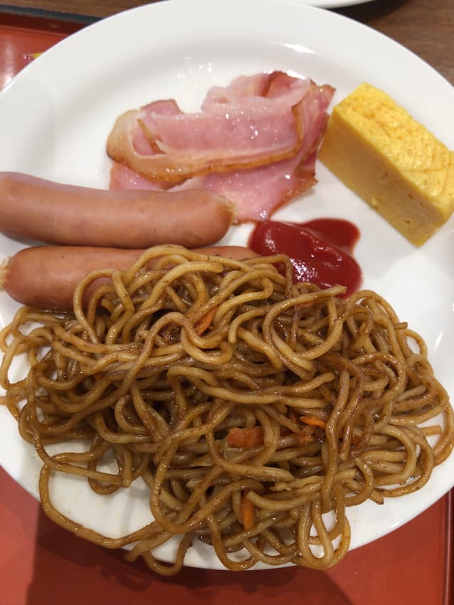 朝食バイキング