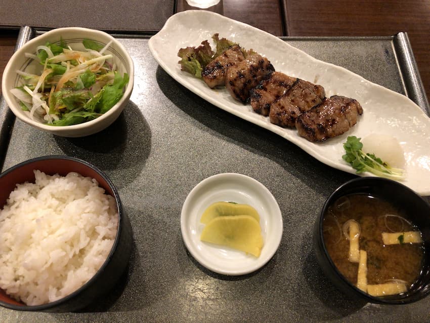 仙台牛のあぶり焼膳