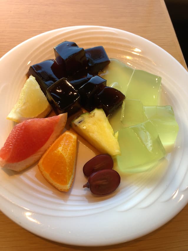 朝食