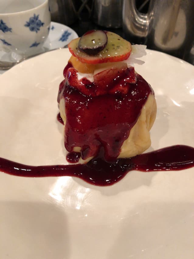 フルーツクレープ