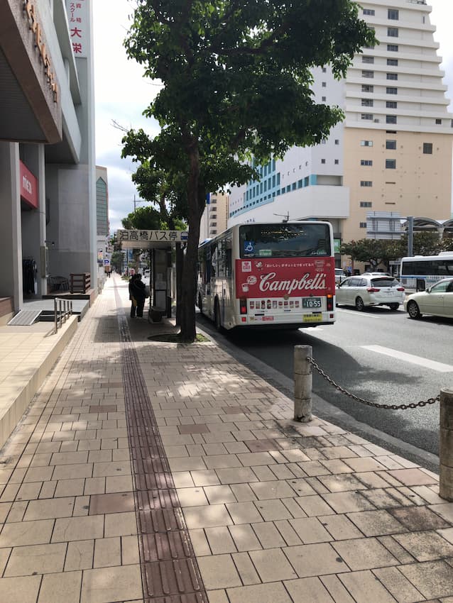 泊高橋バス停