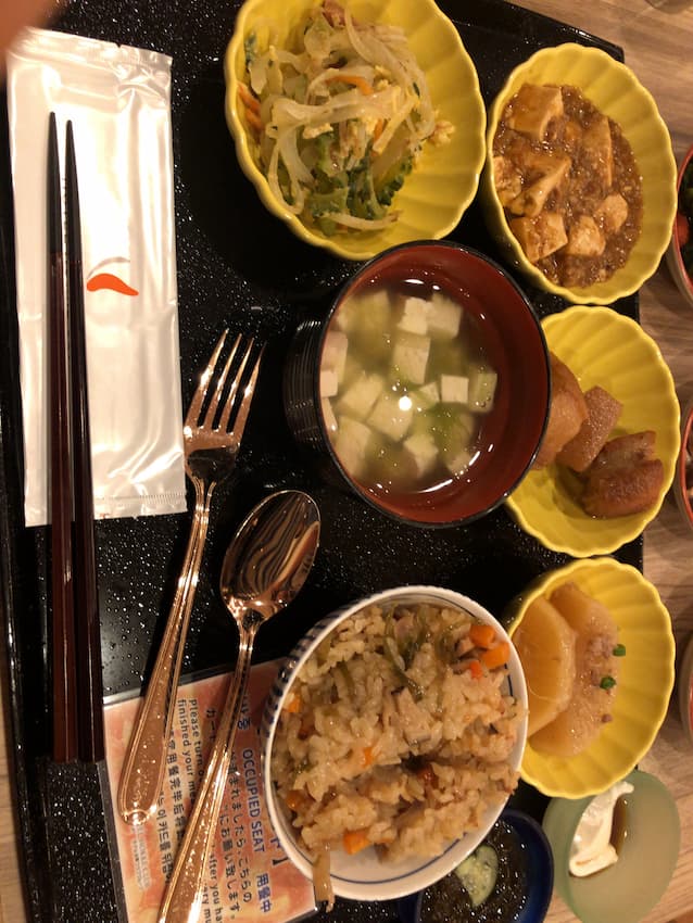 朝食バイキング