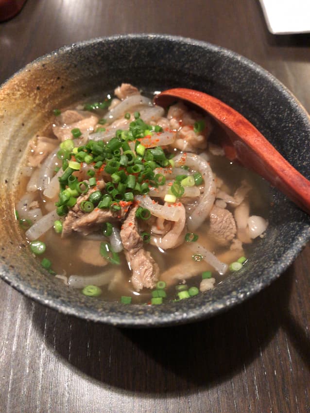 牛すじ肉とこんにゃくのピリ辛煮込