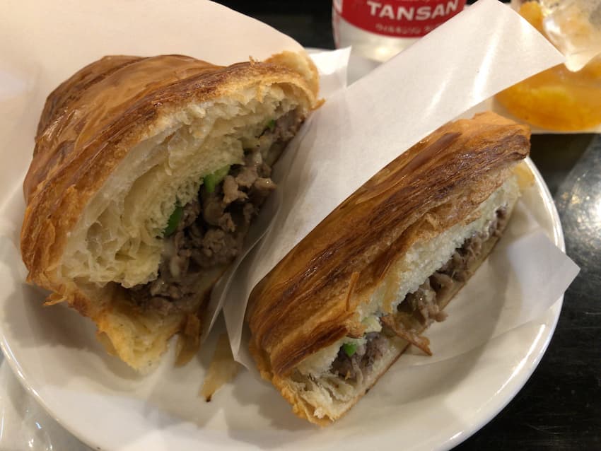 ビーフチーズサンド