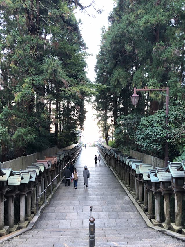 宝山寺