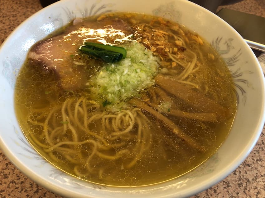 塩ネギラーメン