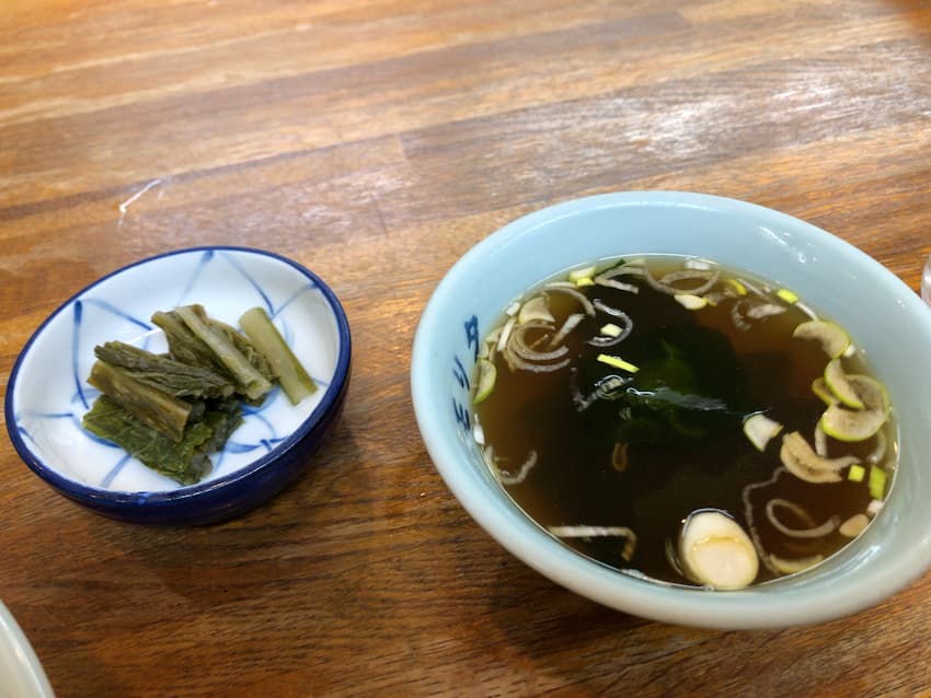 わかめスープと野沢菜