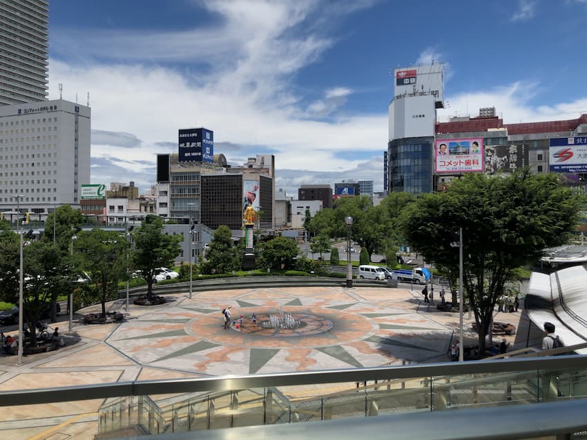 岐阜駅前