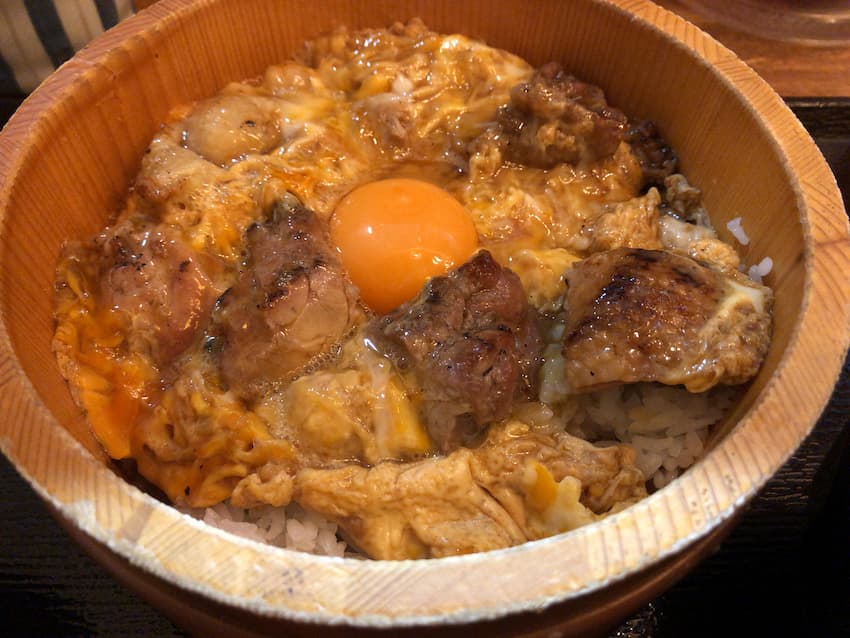 幻の名古屋コーチン親子丼