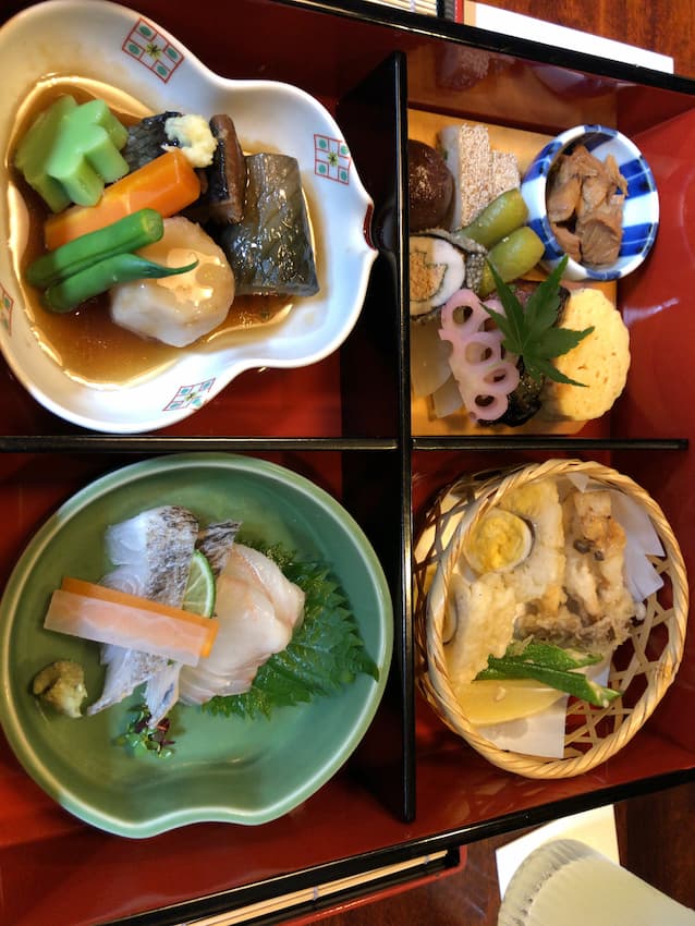 刺身、焼き物、煮物、揚げ物