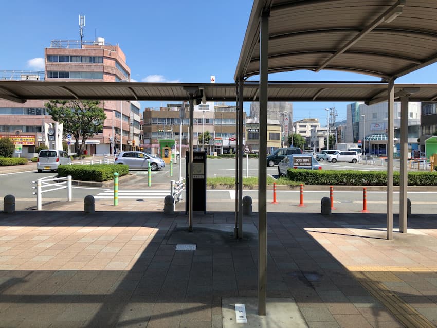 蒲郡駅前