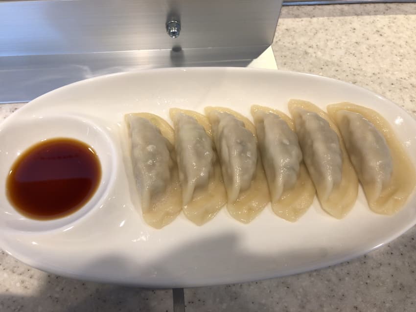 名古屋コーチンの茹で餃子