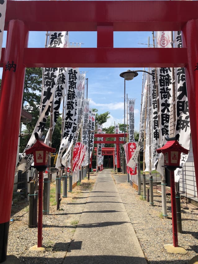 荷席稲荷神社