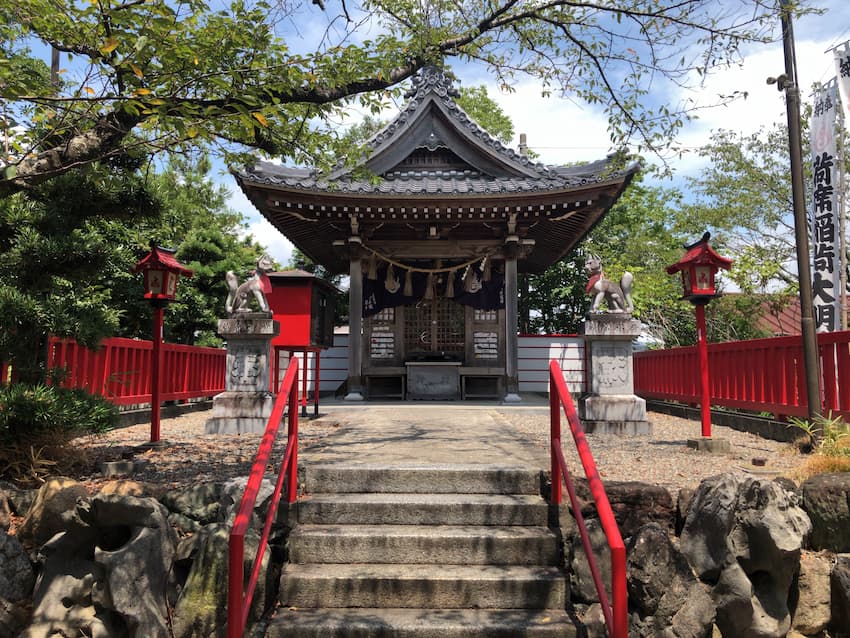 荷席稲荷神社